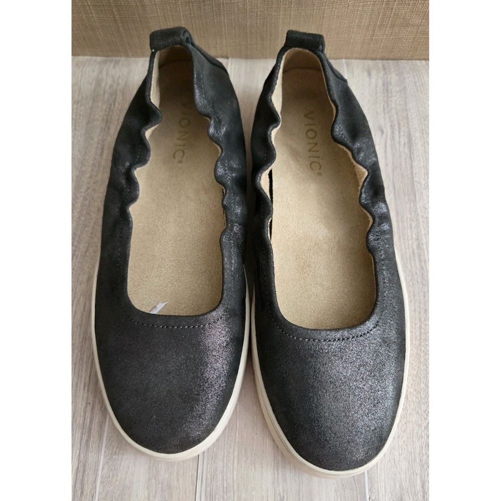 Vionic Black Flats with Cream Sole